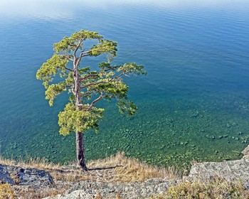 Переезд до Златоуста, водная прогулка по озеру Тургояк, остров Веры