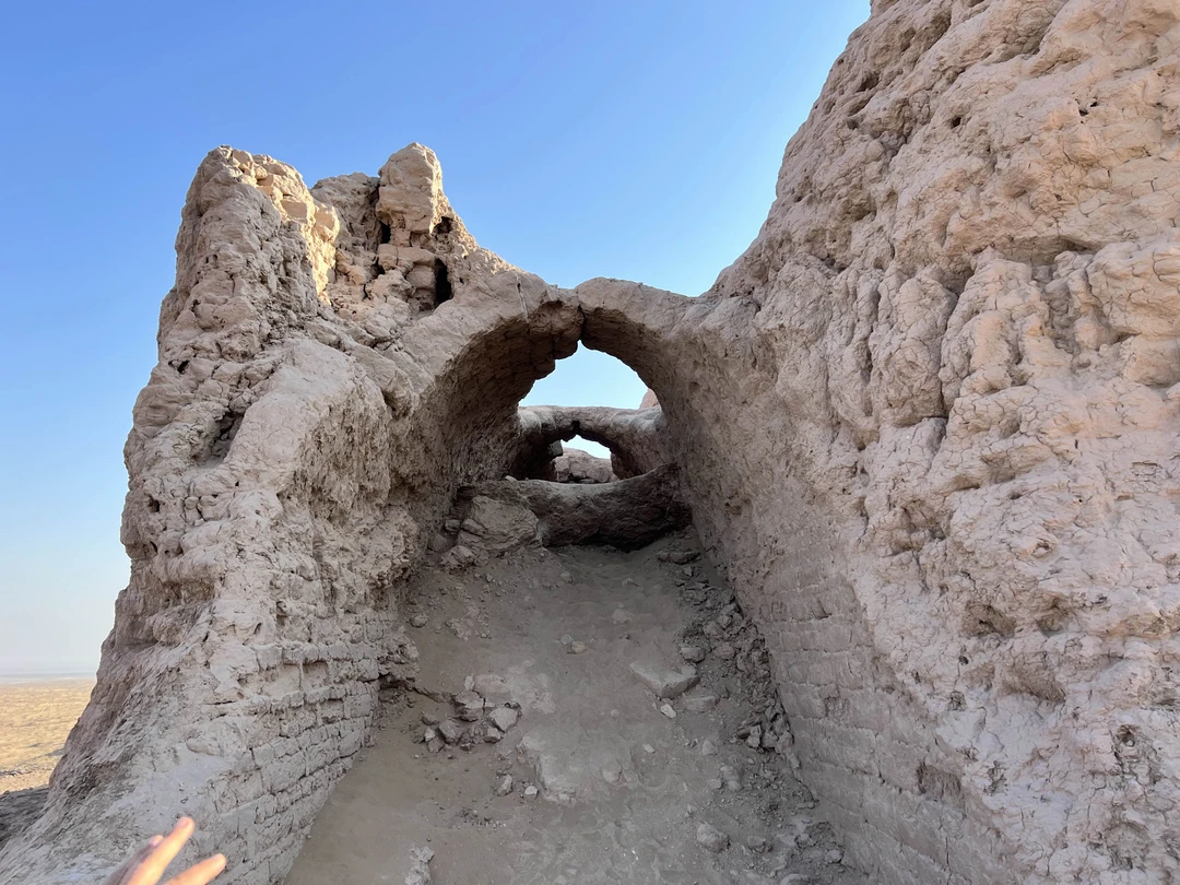 Древние крепости пустыни Кызылкум из Хивы (Андрей)