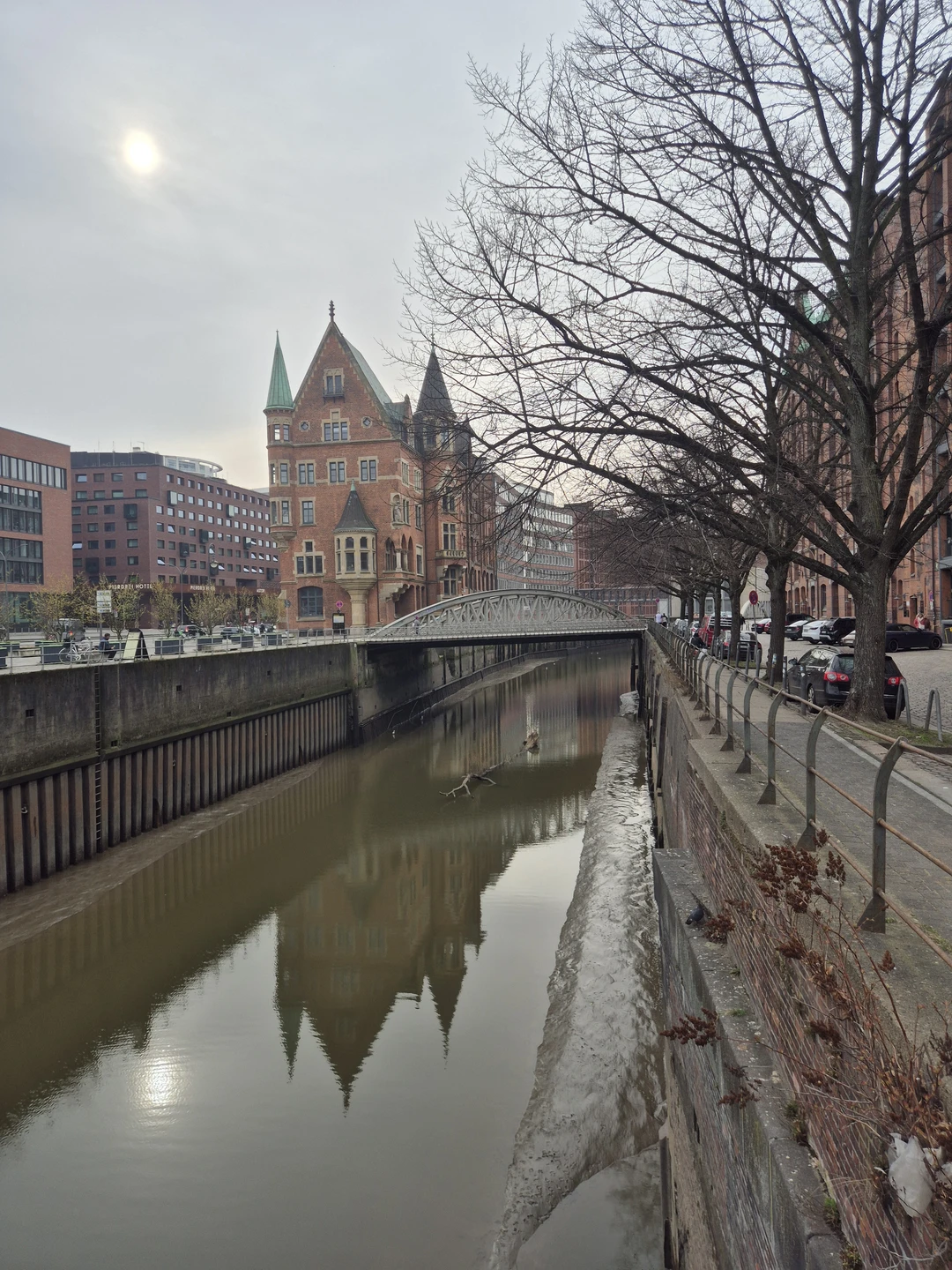 Экскурсию провела Настя