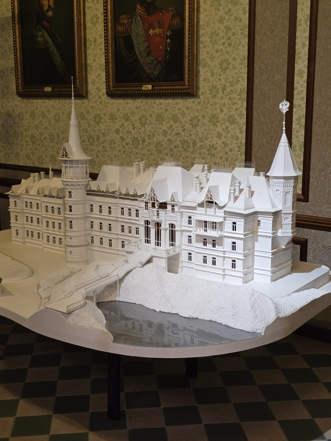 В целом хороший маршрут, чтобы ознакомиться. Но в Бреской крепости лучше выбрать что-то одно: или музей, или мемориал