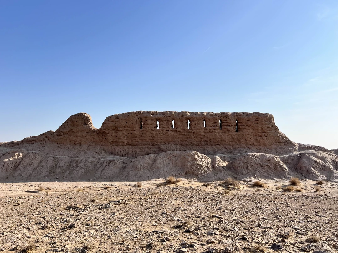 Древние крепости пустыни Кызылкум из Хивы (Андрей)