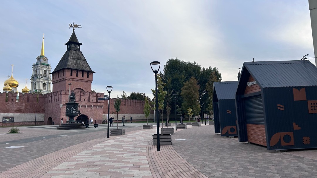 Экскурсия по Туле мне очень понравилась! Было приятно гулять по осеннему городу – золотые листья создавали