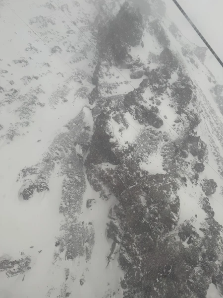 Хочу сказать большое спасибо Владимиру за потрясающую поездку на Эльбрус! 🫶 Мы посетили столько крутых локаций: