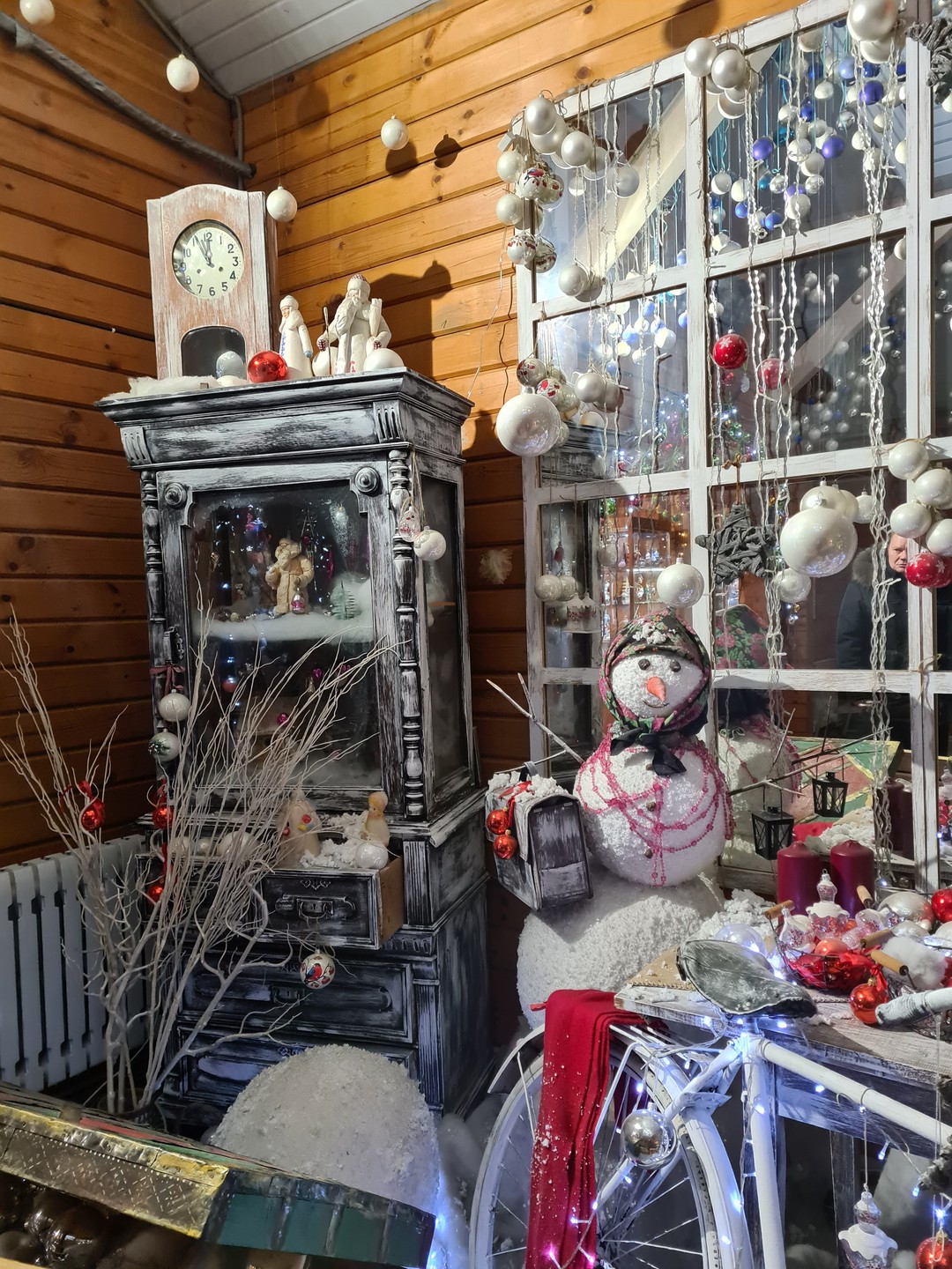 Выражаем огромную благодарность Надежде за проведенную 20.12.2021 экскурсию, за материал, поданный с фантазией и подобранный с