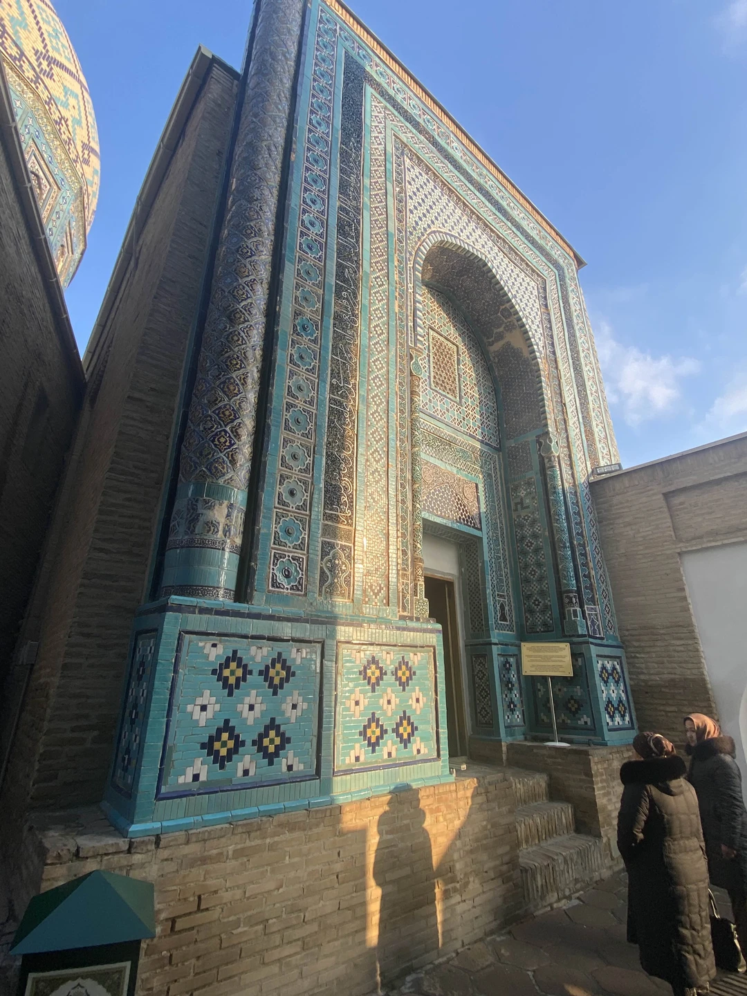 Спасибо за замечательную экскурсию! Отличная экскурсия, мне нравятся именно такие. Индивидуальная экскурсия,все видно, слышно, можно задавать