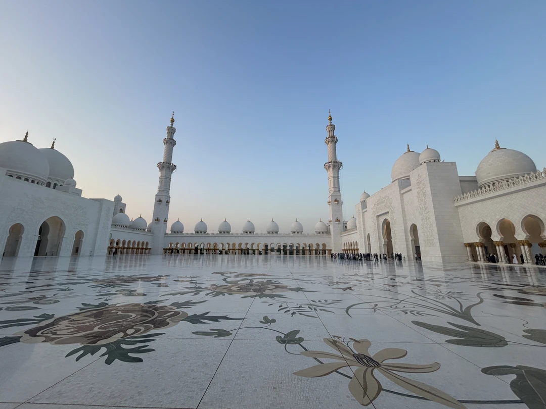 Экскурсия из Дубая в Абу-Даби в мини-группе (Алена)