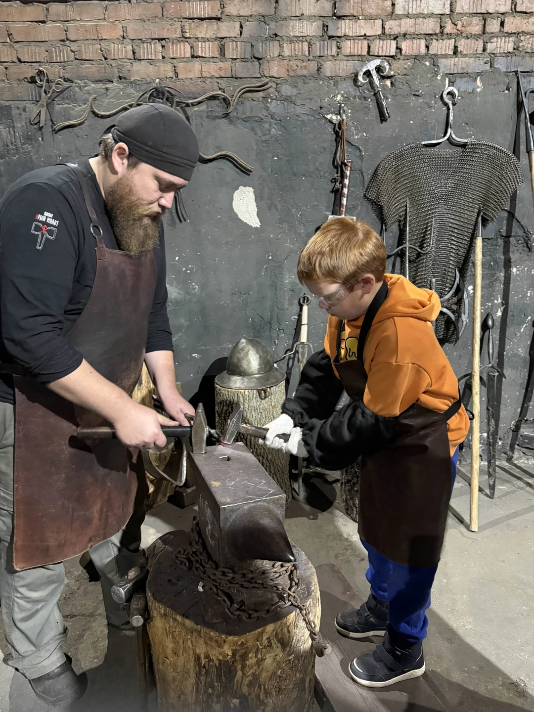 И дети и родители в полном восторге!!!!! Обязательно к посещению!!!!!! Ребята горят своей работой! Общий язык