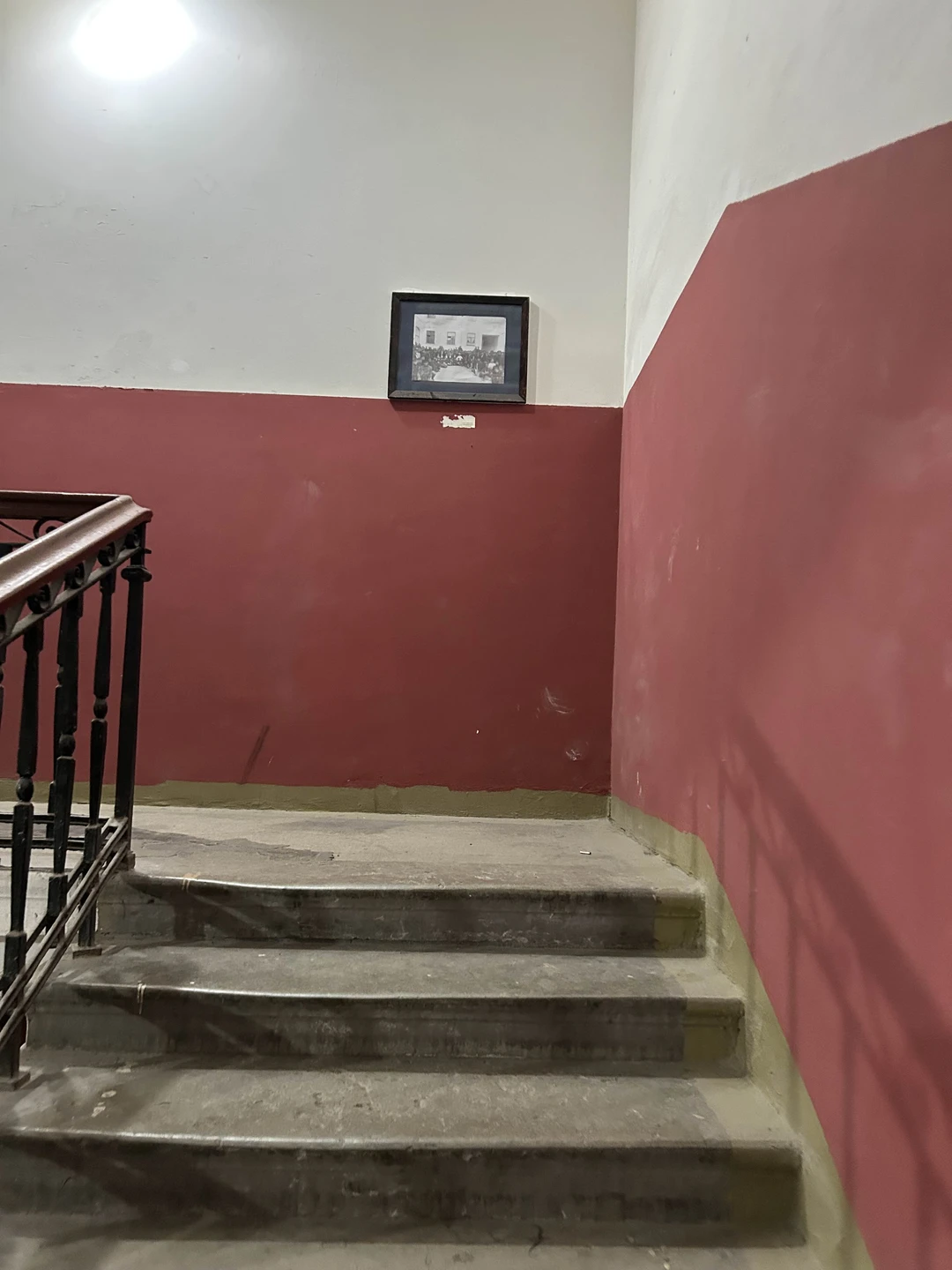 Алексей прекрасный гид, очень интересно и живо рассказывает, охотно отвечает на вопросы. Экскурсия легкая и приятная