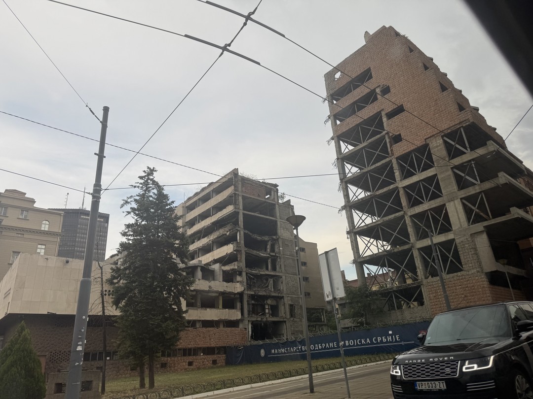 Нам всё очень понравилось! Елена отлично знает историю, город, страну и легко общается на любую тему