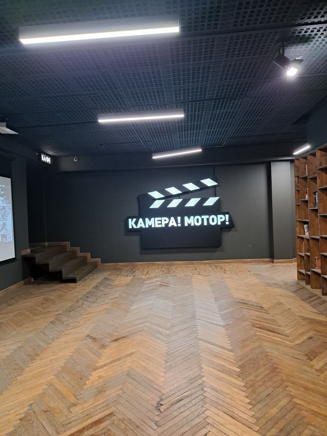 Фото отзыва 3: экскурсия "Магия кино: за кулисами Ленфильма"