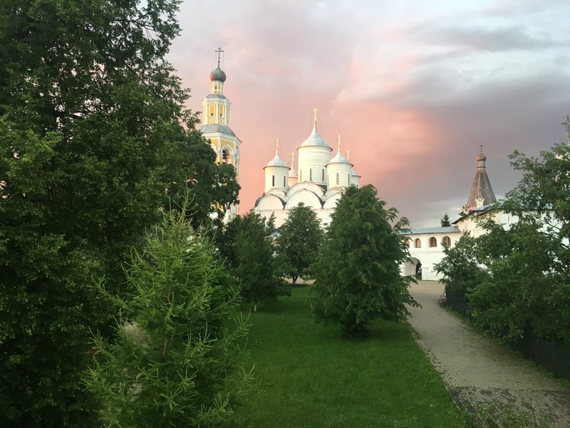 Спасо-Прилуцкий монастырь с историком и богословом