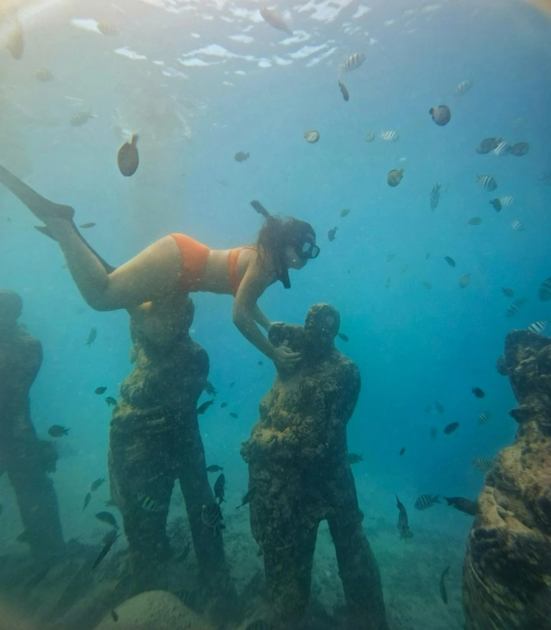 Все хорошо организованно, нас забрали из отеля и привезли туда же, сделали классные кадры на камеру