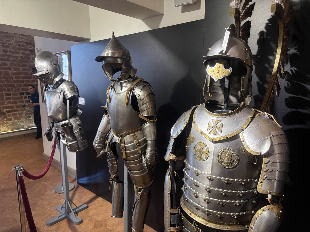 Групповая экскурсия в замки Мир и Несвиж (обед включен) (Александр)