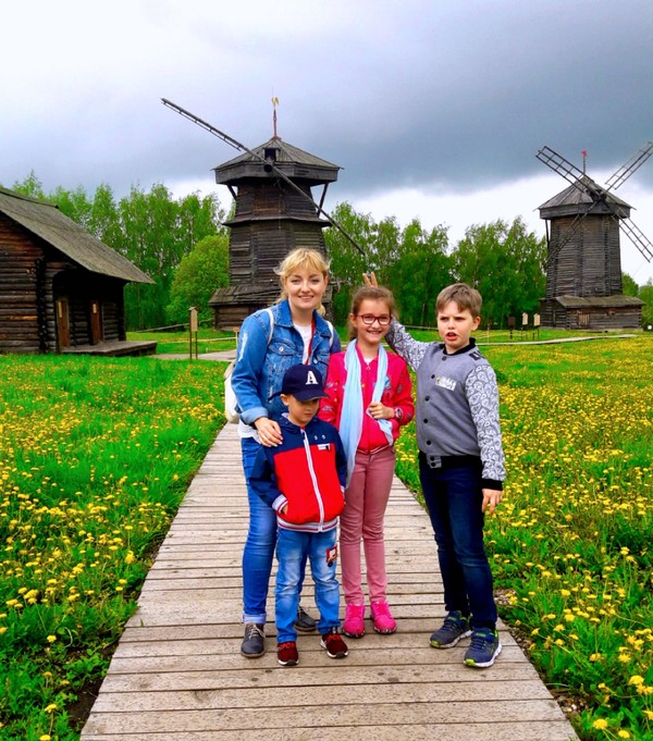 Детская экскурсия в Музей деревянного зодчества