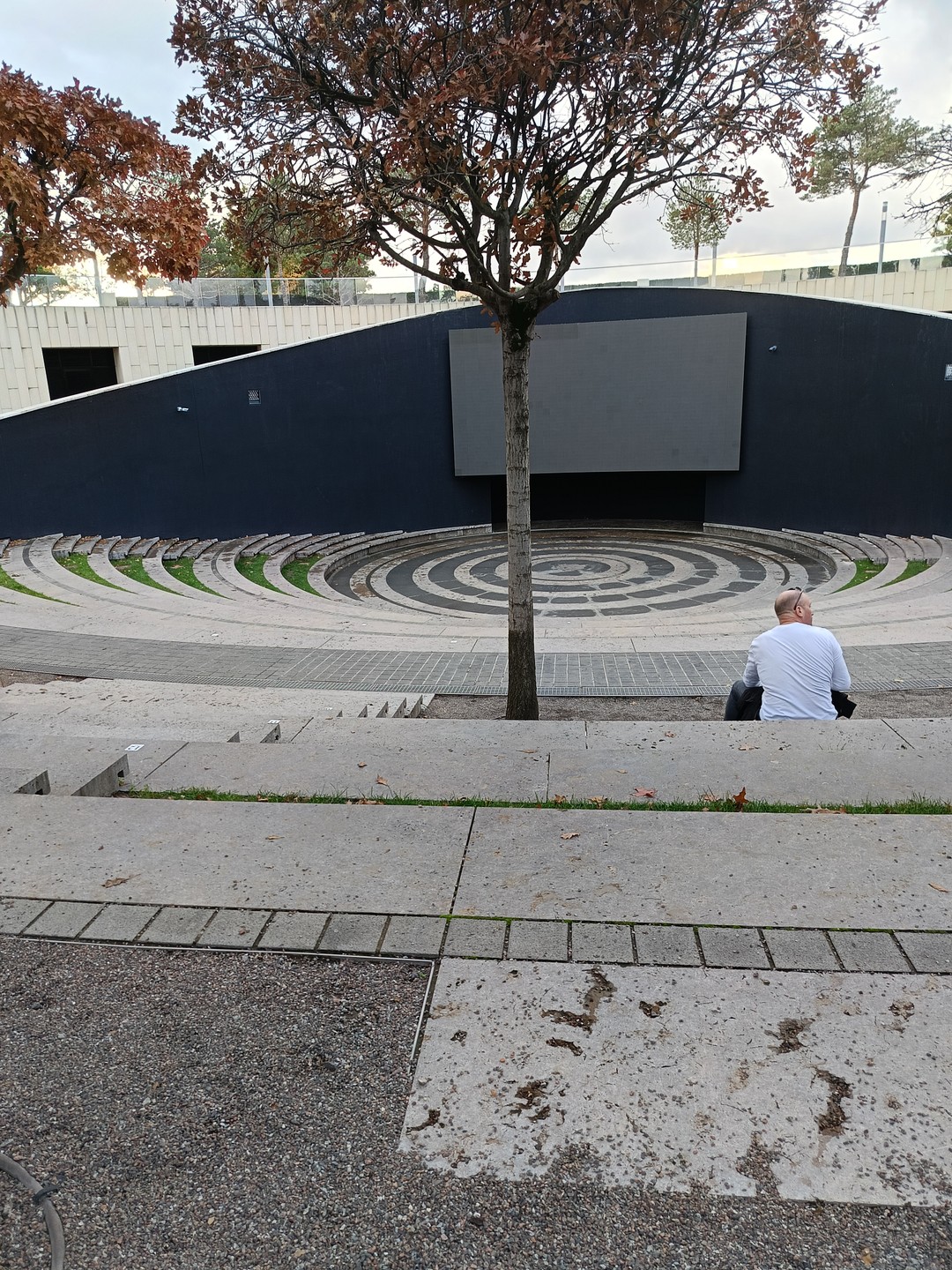 Светлана очень интересный рассказчик. Старается из многочисленных источников узнать и рассказать интересные факты. Экскурсия построена очень