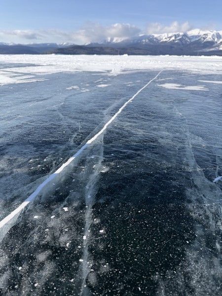 Провели незабывеемые дни в путешествии по Байкалу, проехали от Улан-Удэ на север до самого Умхея. По