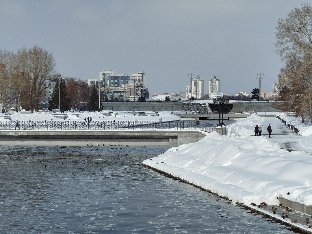7 марта прогулялись по маршруту, связанному с именами знаменитых россиян. А они связаны с Екатеринбургом! И