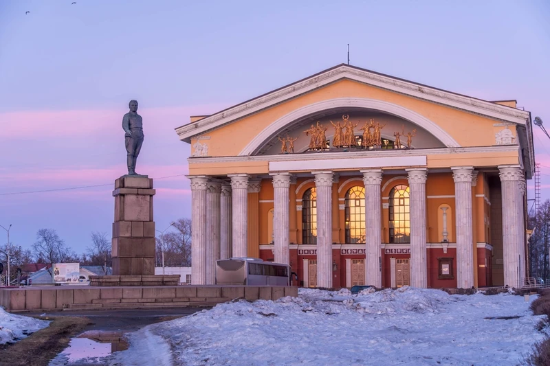 Выходные в Карелии: из Санкт-Петербурга в Петрозаводск, весёлую деревню и центр тренировки собак