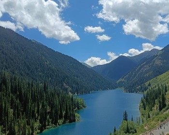 Каинды и Кольсай: подводный лес и изумрудные озёра