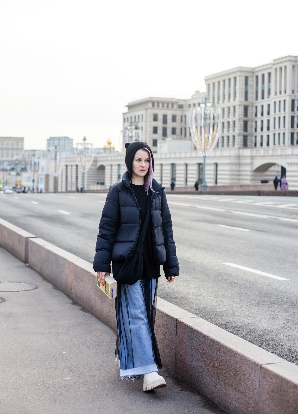 Катя — чудесный фотограф! Она очень тонко чувствует город и человека в кадре. Прогулка была лёгкой