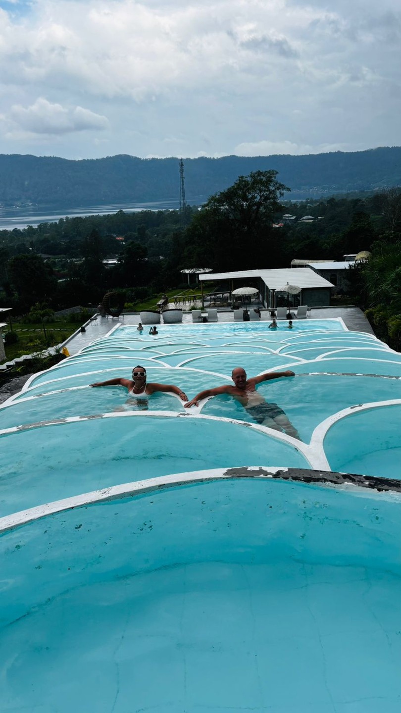 Давно мечтала о восхождение на вулкан и наконец то моя мечта сбылась! Брали индивидуальный тур с