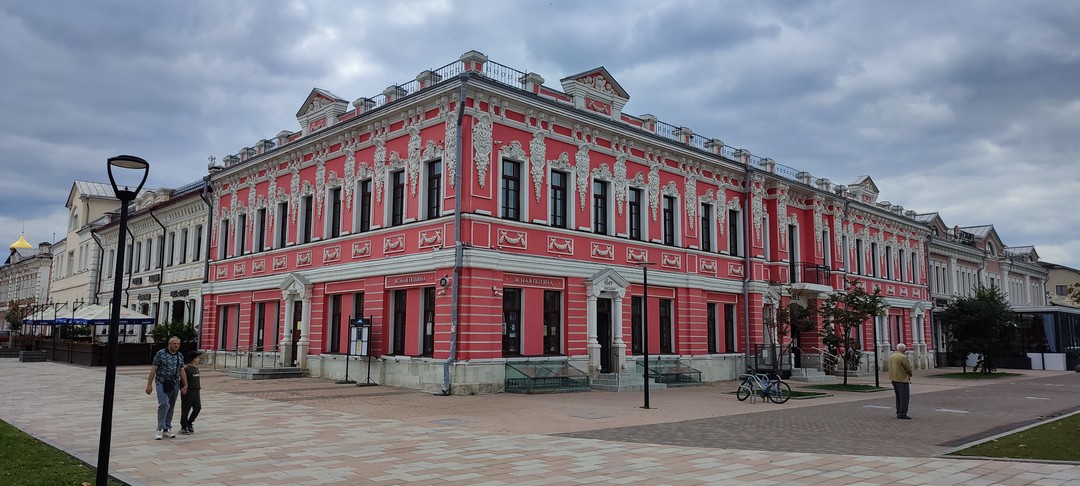 Очень интересная экскурсия. Дана как историческая справка развития города так и развитие торгового промысла. Экскурсовод Евгения