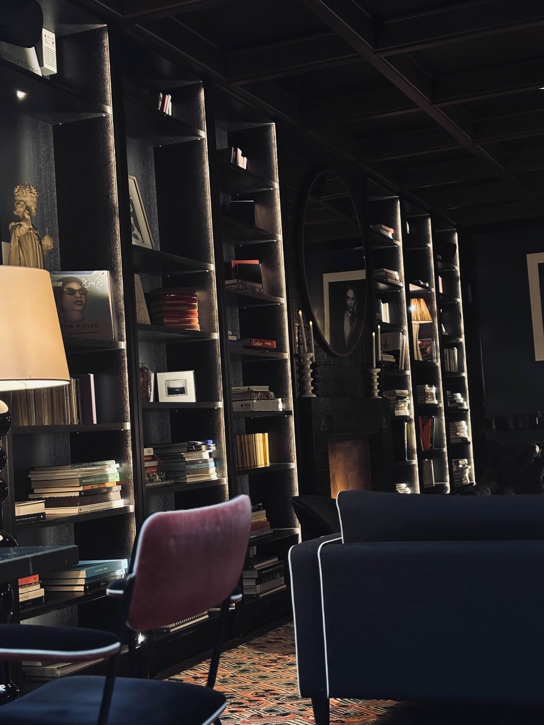 Оч колоритно, занимательно и … воздушно по контенту)))