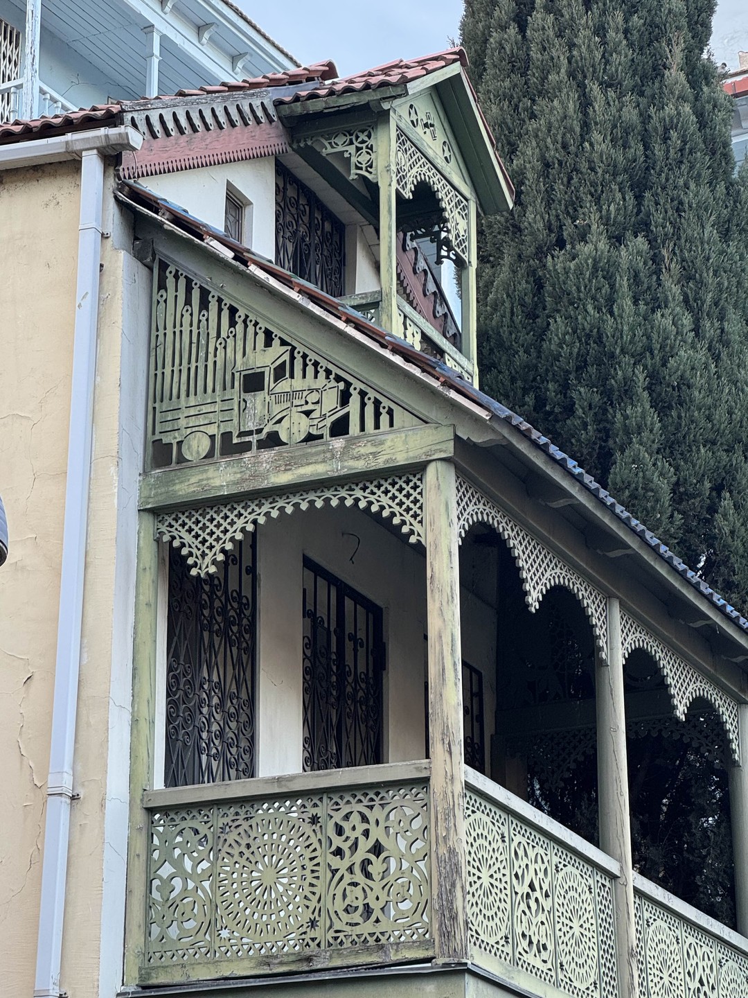 Душевный Тбилиси: город и горожане (Оксана)