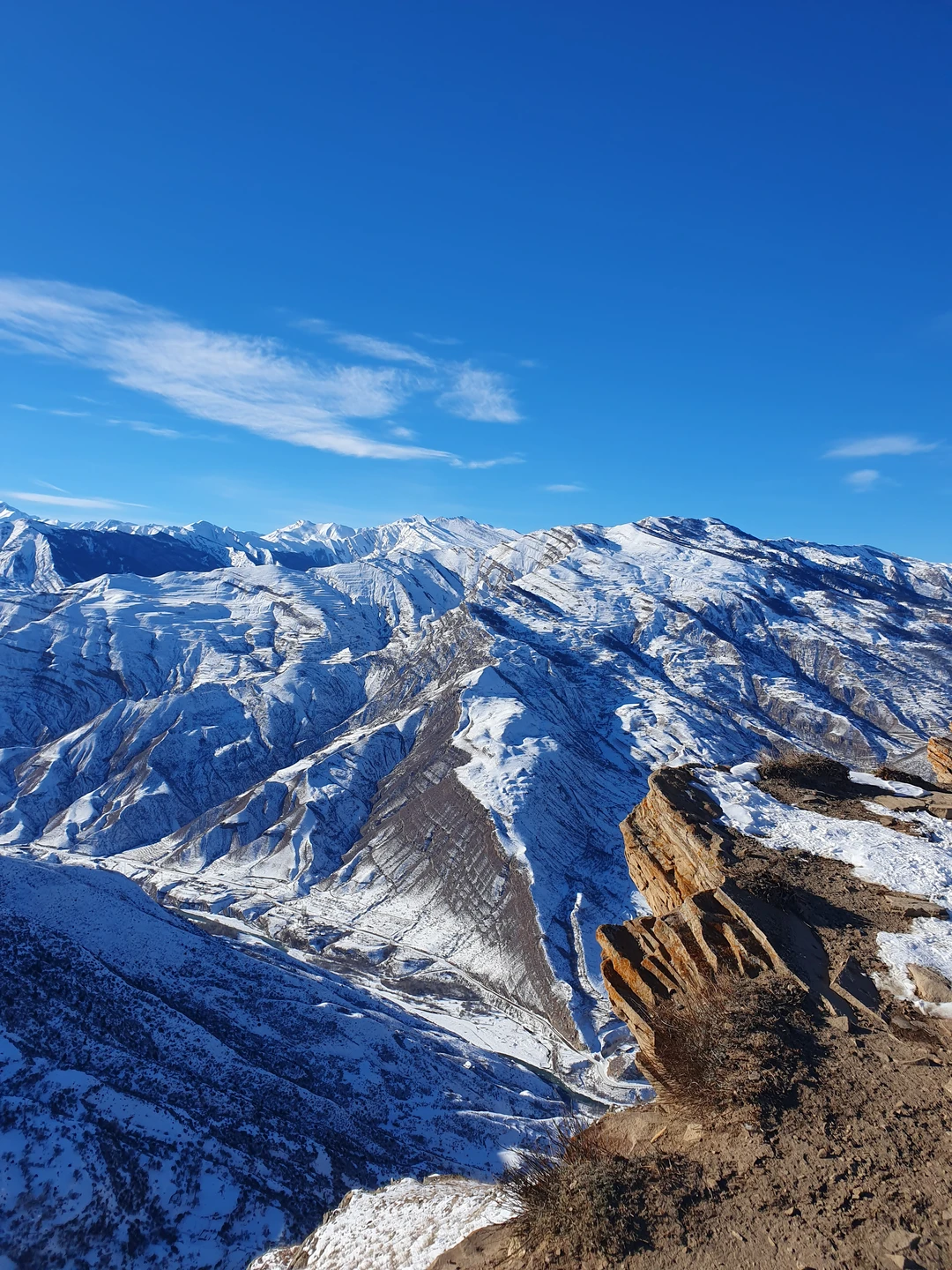 Если Вы думаете поехать Вам в Дагестан зимой… обязательно сделайте это! Природа просто космическая, горы величественные