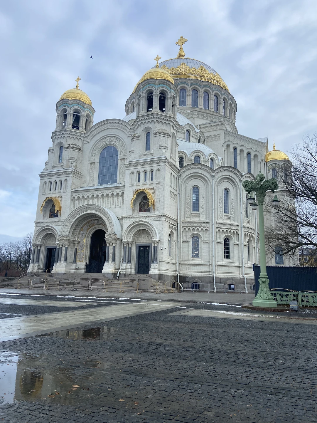 Из Санкт-Петербурга в Петергоф и Кронштадт: 2 города за 1 день (Ксения)