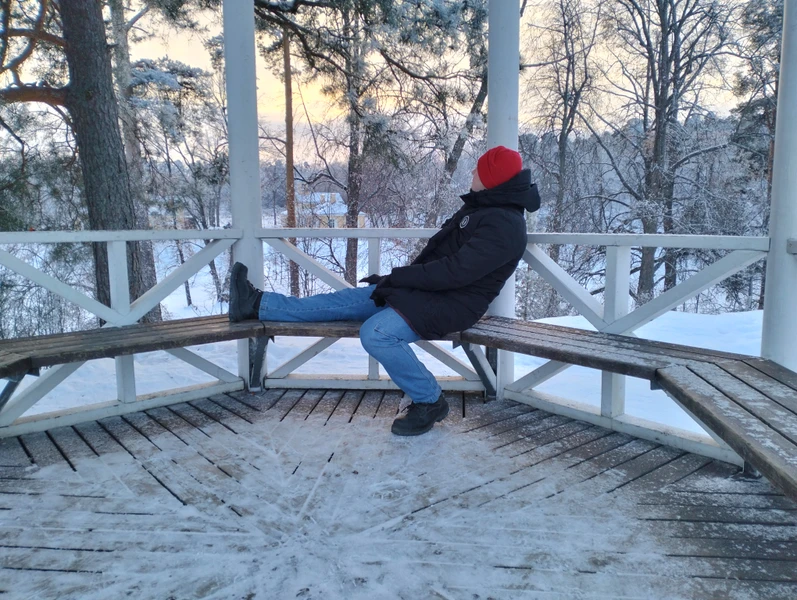 Очень всё понравилось. Люблю всё старое, спасибо за такое путешествие Зимой. Даже зимой я поймал вайб и весь день был прекрасный!