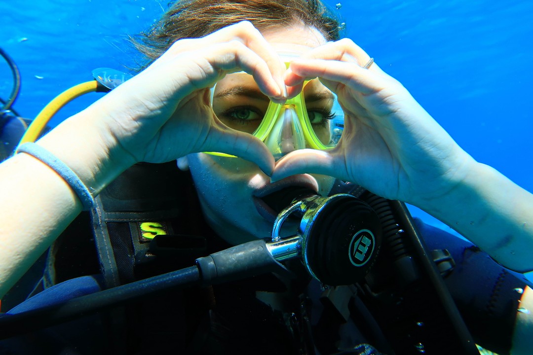 Прекрасная программа! Спасибо большое Богдади👏👏 Все гиды говорят на языках групп, весёлые, добрые и заботливые! Все