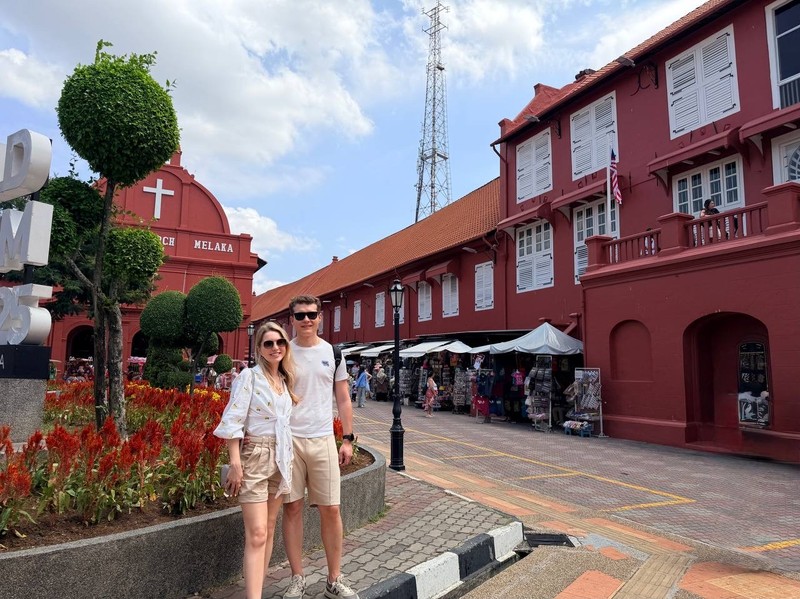 Продолжение путешествия по Малайзии с Тиной (накануне изучили Куала-Лумпур, завтра - Путруджайю). Сегодня же посетили город