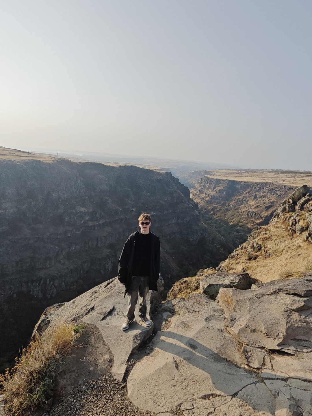 Трансфер из Еревана к Гарни, Симфонии камней, Гегарду и озеру Севан (Валерия)