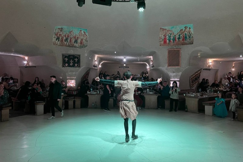 Каппадокия в ритме танца: турецкий вечер с шоу и ужином
