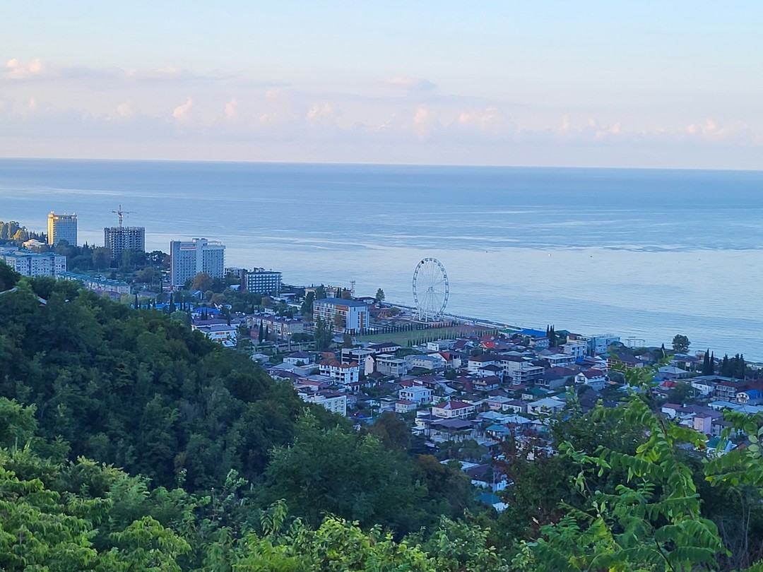 Тур на озеро Рица - к символу Абхазии (Лилия)