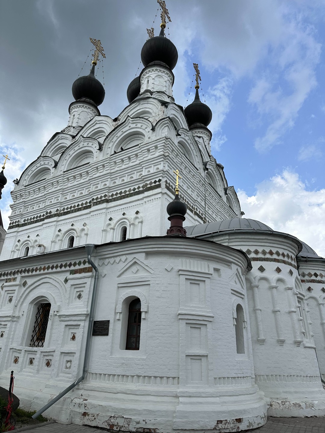 Благодарны за проведенную экскурсию! Два часа пролетели незаметно. Экскурсовод моментально подстроилась под нас, сопровождала рассказ веселыми