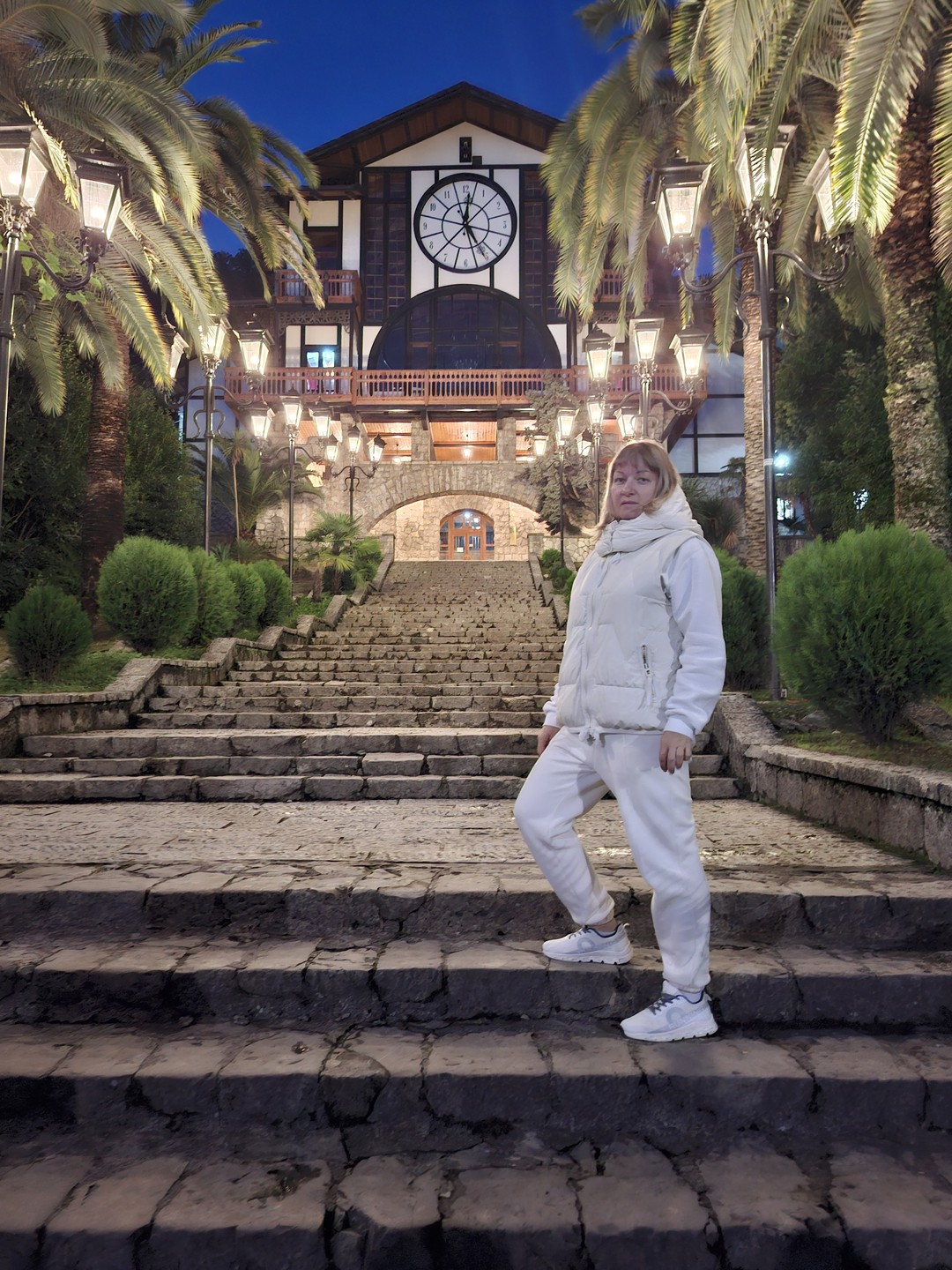 Это было отлично, трансфер к отелю, интересный водитель-гид и цена вполне приемлема