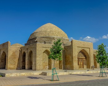 Шахрисабз: дворец Аксарай, мемориальный комплекс Дорут-Тиловат