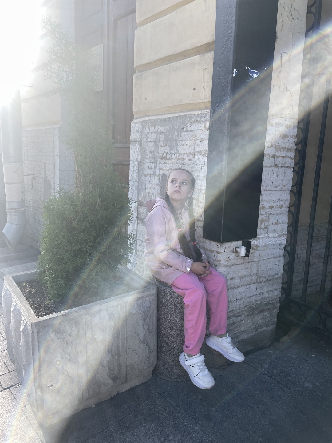 Душевно, понятно, доступно. Нас было всего 4 человека, практически индивидуальная экскурсия получилась. Гид умеет заинтересовать детей,