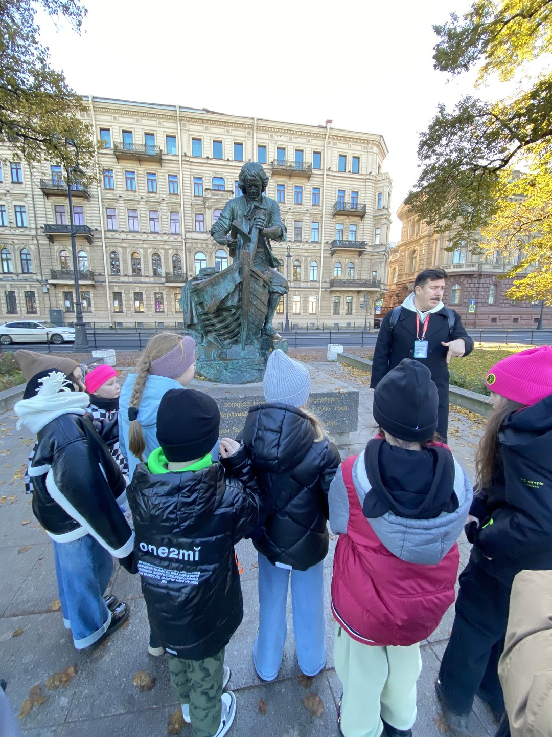 Обзорная экскурсия по Петербургу для детей (8+) (Ольга)