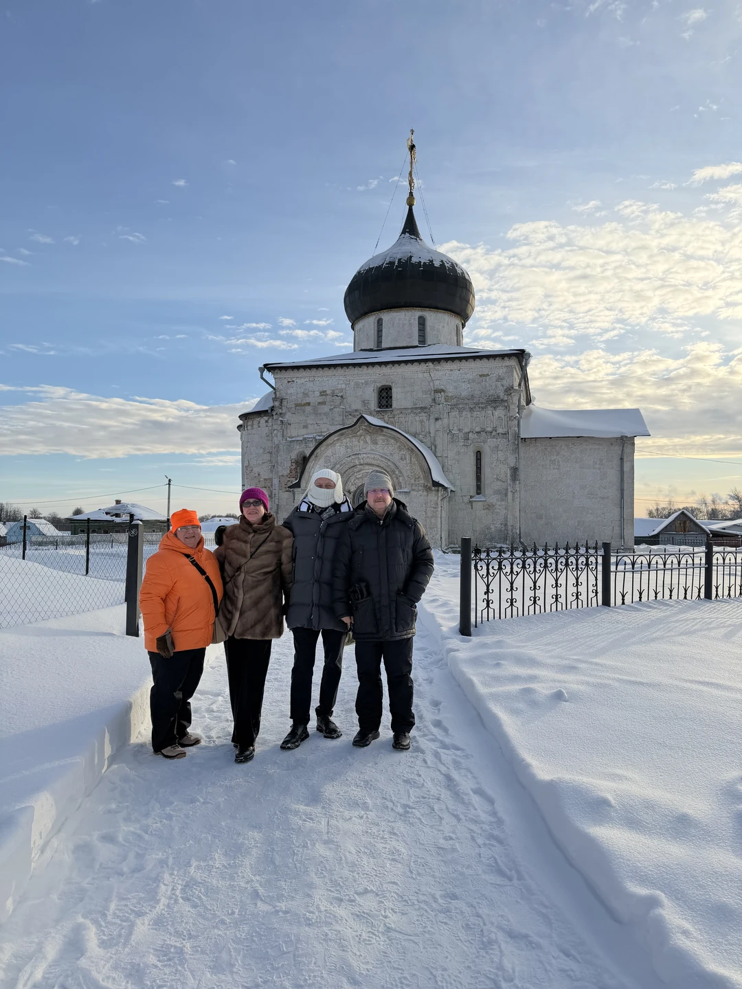 Знающий экскурсовод
