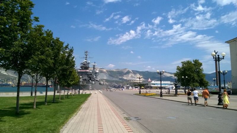 Фотопрогулка по центру Новороссийска