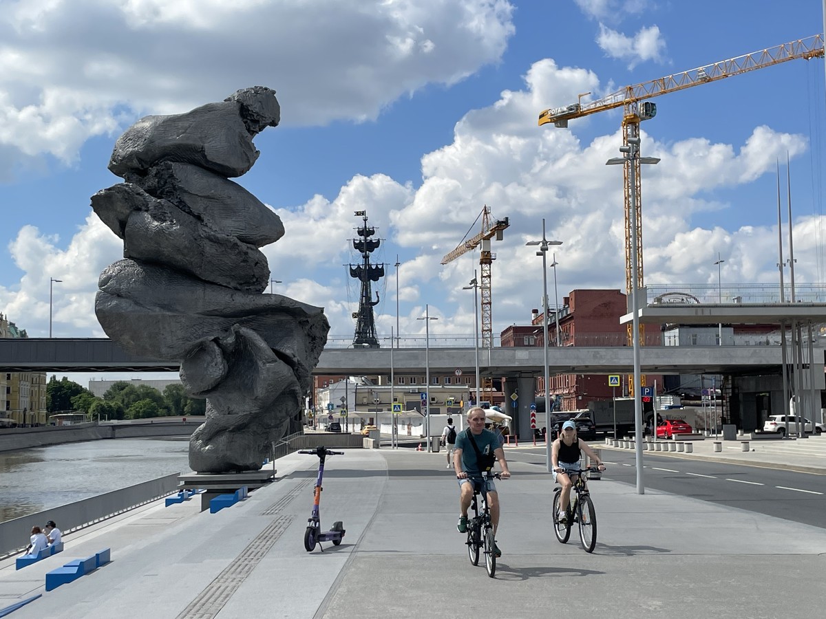 Остров Балчуг: мосты, цари и предприниматели (мини-группа) (7/13)