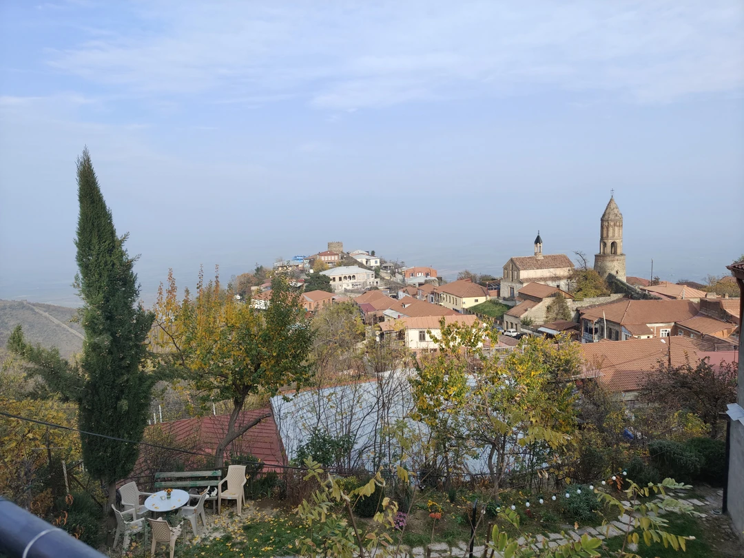 Проводил экскурсию Владимир, у него отличное чувство юмора, хорошее знание истории, было весело, интересно, познавательно