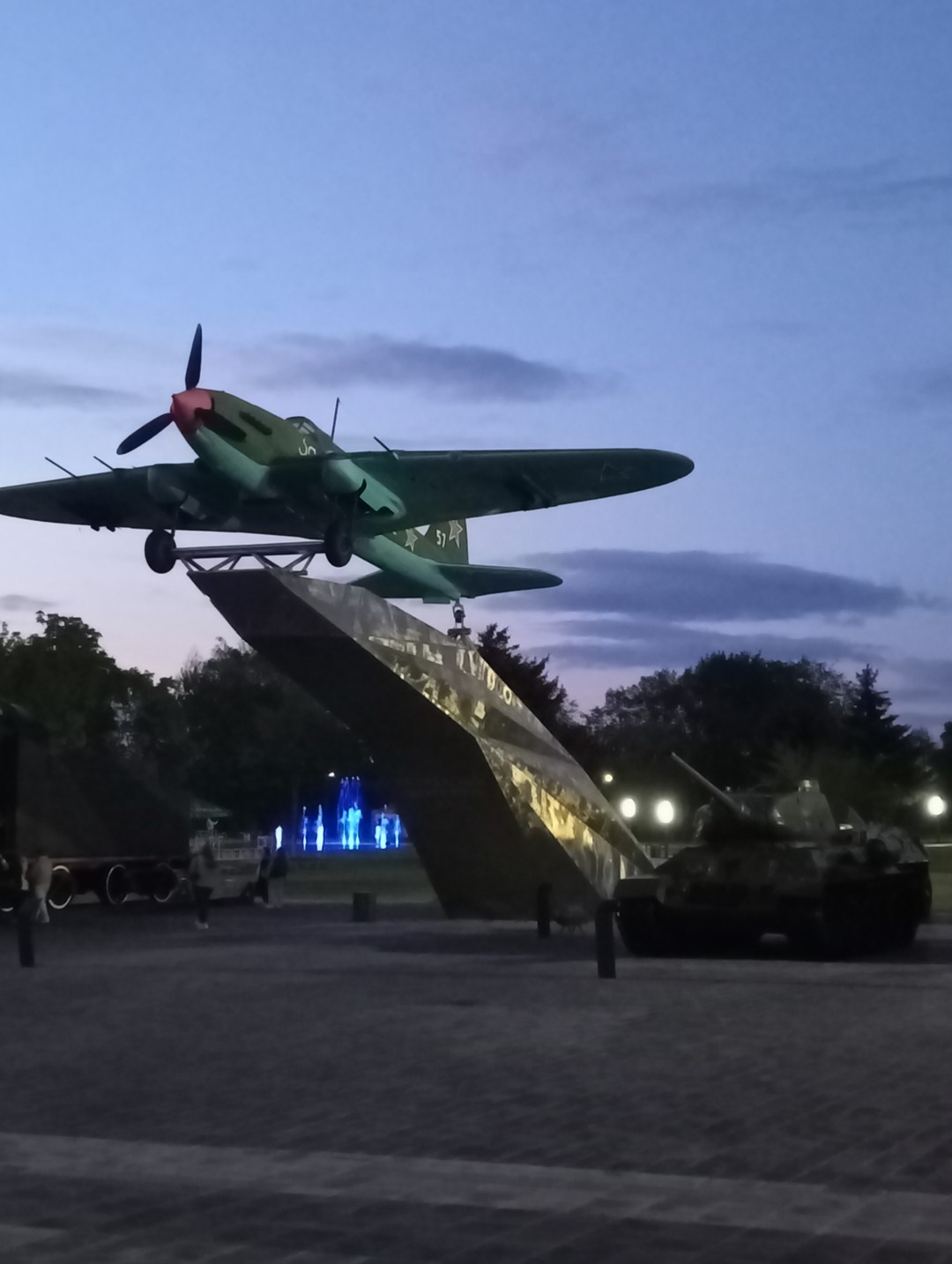 Минск во время фашистской оккупации, Хатынь и Курган Славы (Ольга)