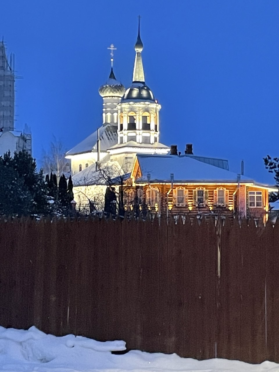 Гуляли с Еленой на обзорной экскурсии по Ростову Великому! Чудесный рассказчик, очень доброжелательная и внимательная экскурсовод