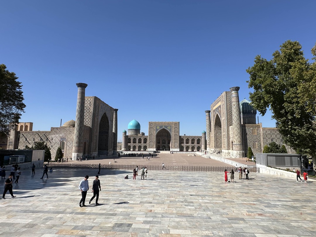 Очень увлекательная и познавательная экскурсия. Большое спасибо Содикжону за её прекрасную организацию и проведение!