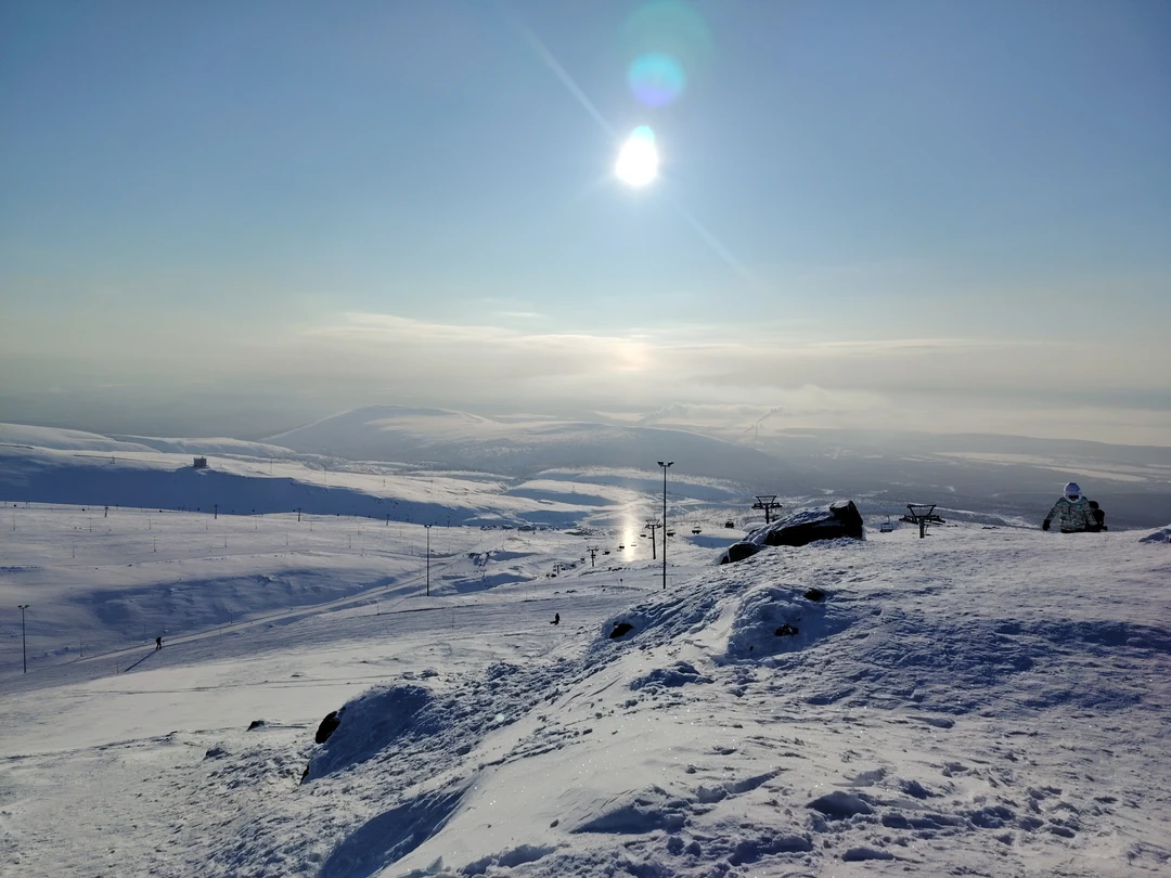 25.02.2026 были на экскурсии. Сопровождал нас прекрасный гид Сергей, интересно, не занудно, рассказавший нам про замечательные