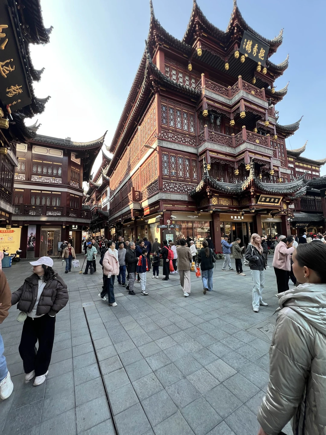 Наша 8-часовая экскурсия пролетела совершенно незаметно – мы были в полном восторге! Огромное спасибо Софии за